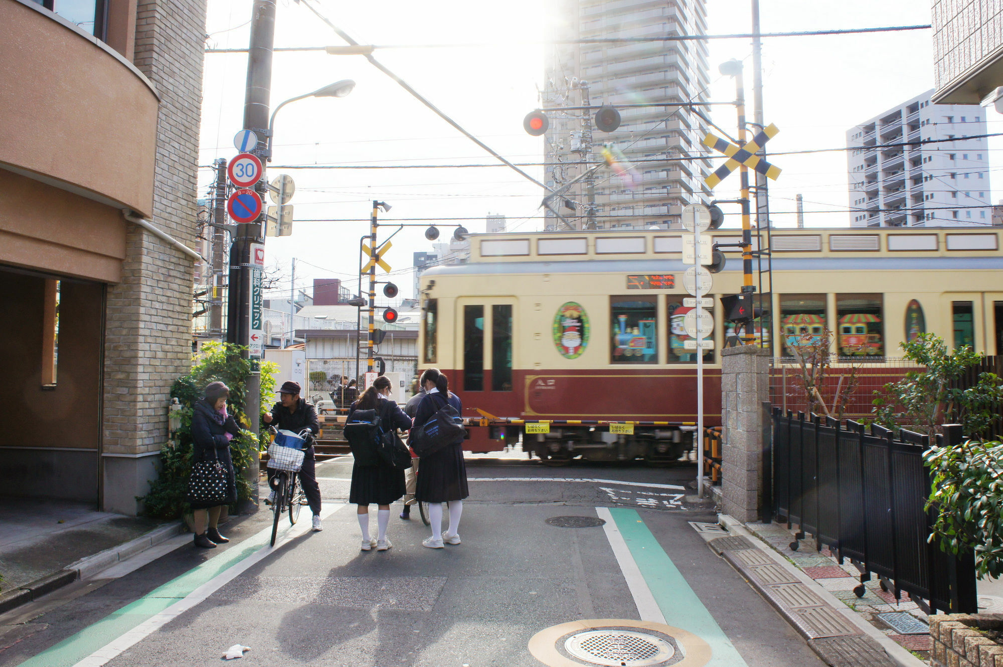 Sato-San'S Rest Hotel Tokyo Exterior photo